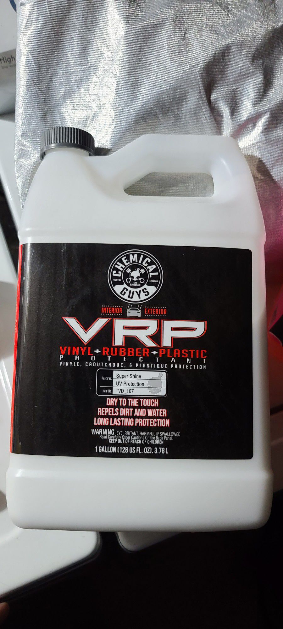 Chemical Guys VRP shine dressing 16oz for Sale in Irvine, CA - OfferUp