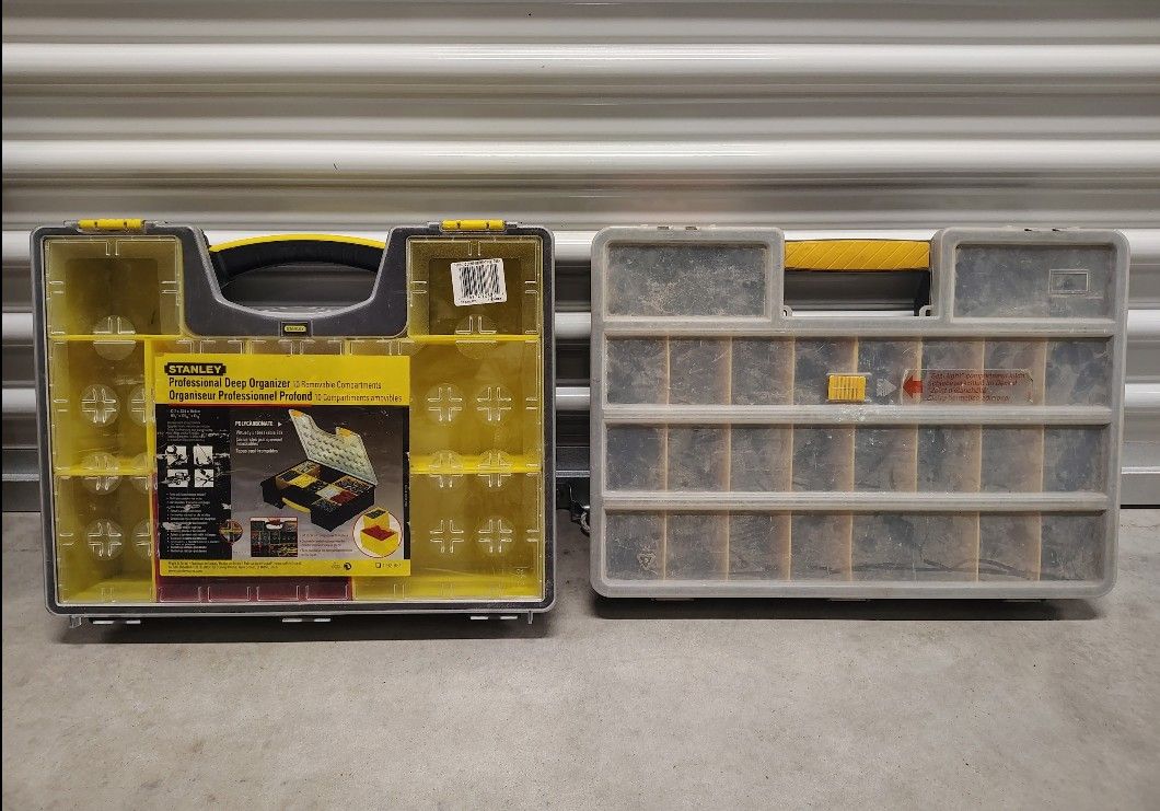 2 Organizer Containers. $5