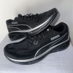 Size 10 Puma Aviator Weatherproof Running shoes