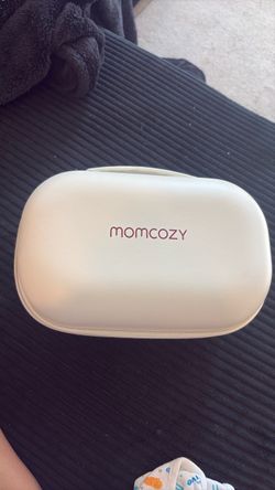 Momcozy travel pump