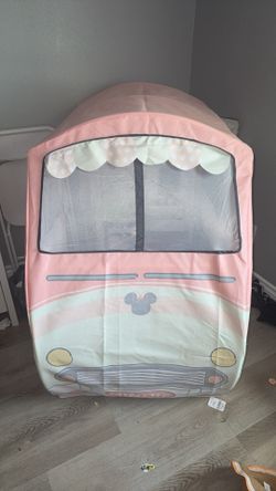 Ice cream, Disney tent