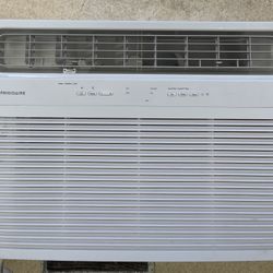 Frigidaire 18,000 BTU Air Conditioner