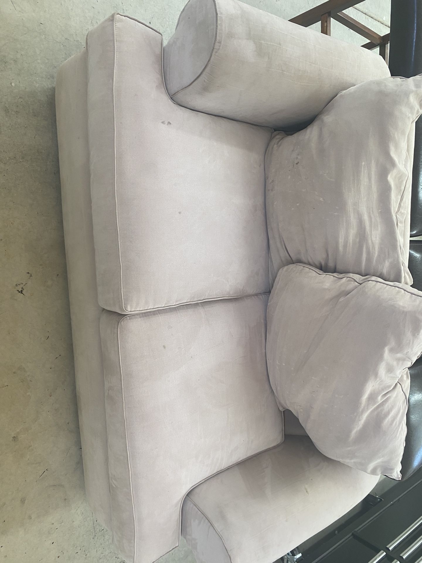 Love Sofa