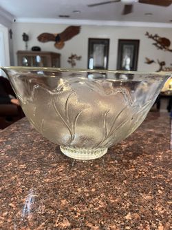 Vintage Pebble Leaf Glass Punch Bowl