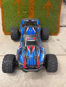 Traxxas X-Maxx 8S – WideMaxx & Mod 1.5 Upgrades