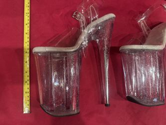 Extreme Pleaser Heels Size 7…