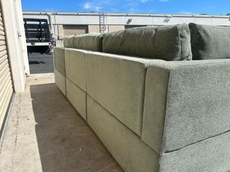 Albany Park Kova Box Cushion Sofa 122" Ottoman