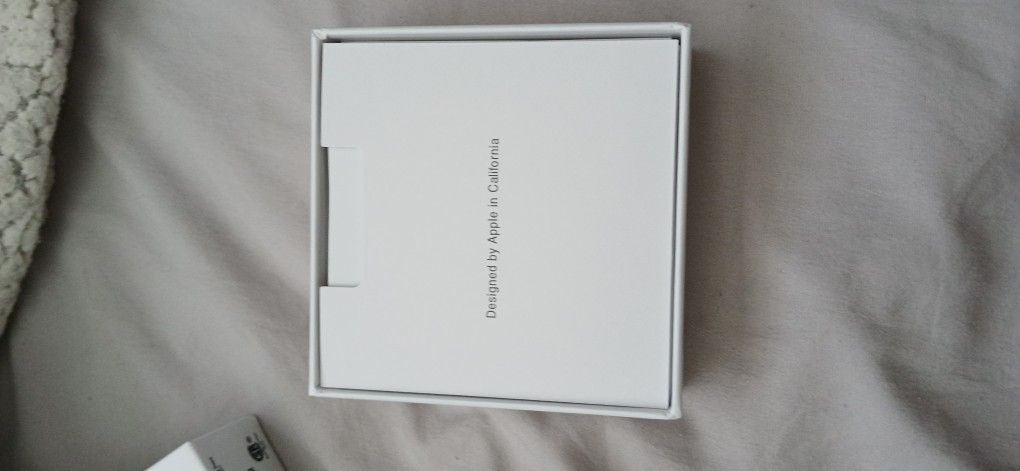 Airpods 2nd Gen