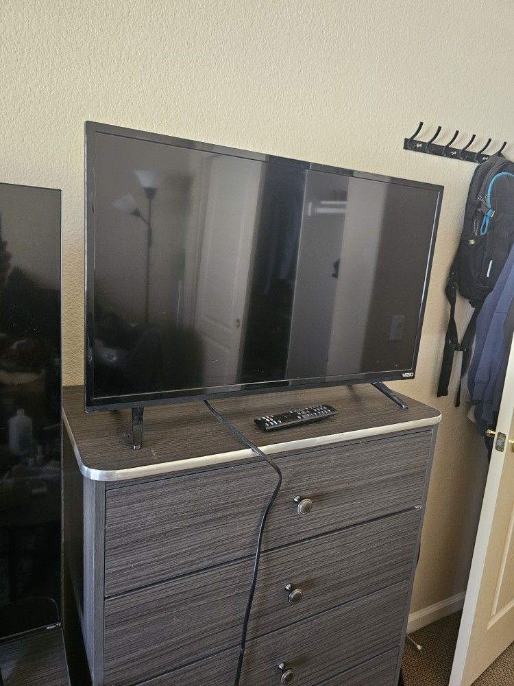 32inch Vizio Tv