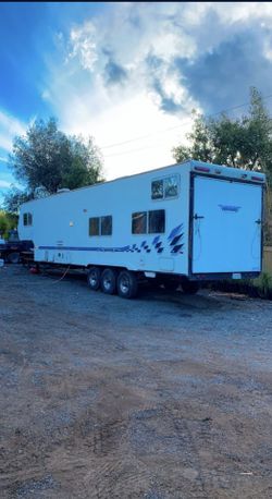 2002 Weekend Warrior 37-foot, SLC3705 Weekend Warrior SLC3705  