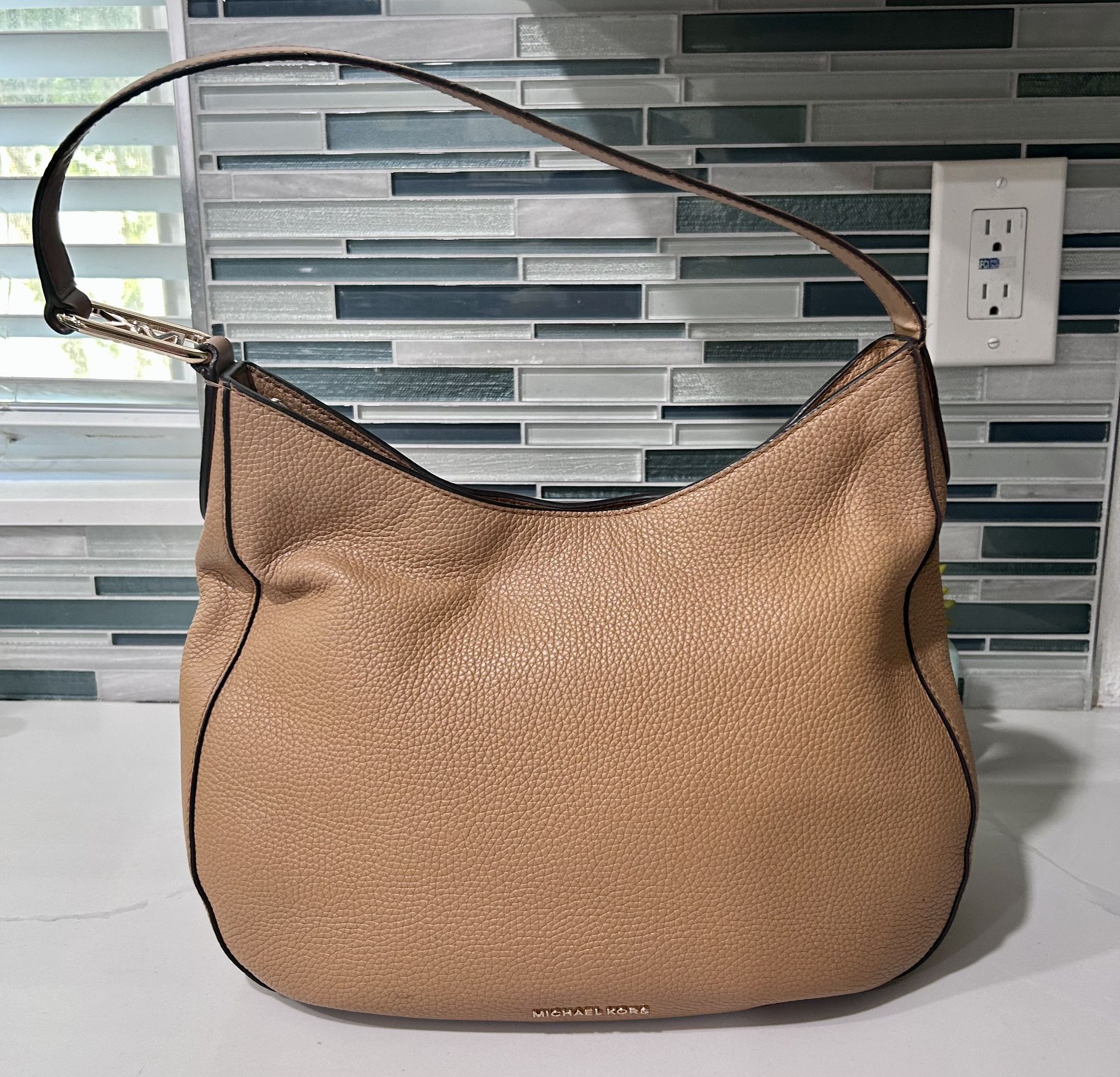 Michael Kors Shoulder Bag
