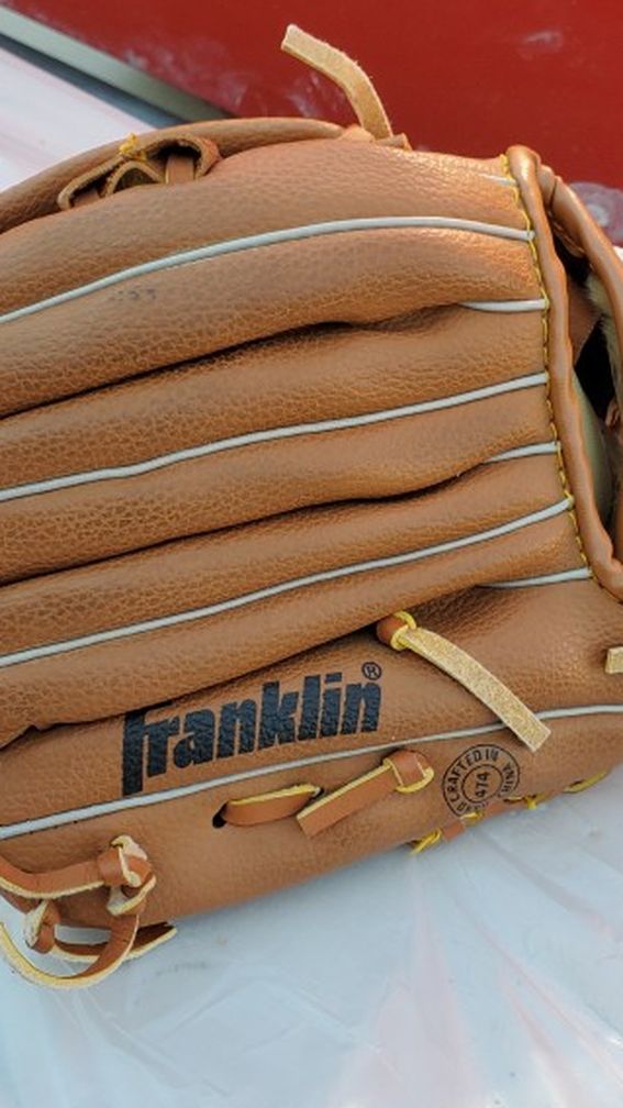 Franklin leather laced baseball glove