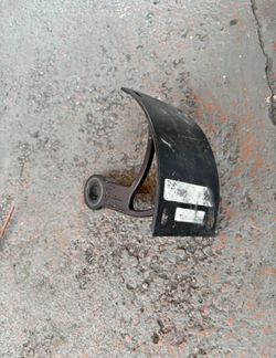 Motorcycle rear axle tag side mount