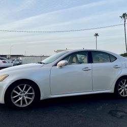 2011 LEXUS IS 250 