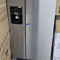 Brand New 33" Side By Side Stainless Steel Refrigerator 