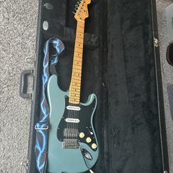Fender Stratocaster Electric Guitar 