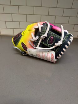 New- Rawlings Heart of the Hide R2G Glove