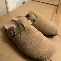 Women’s Clogs 