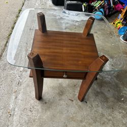 End Sides Table