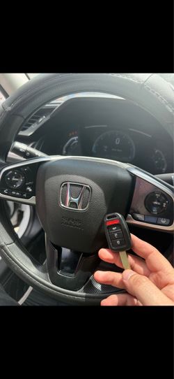 Llaves de carro car key