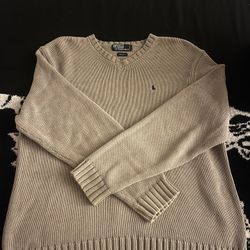 beige polo sweatshirt 