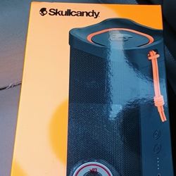 Skullcandy Terrain XL Bluetooth Speaker, Black and Orange
