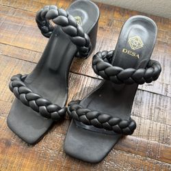 Block-heeled Sandal