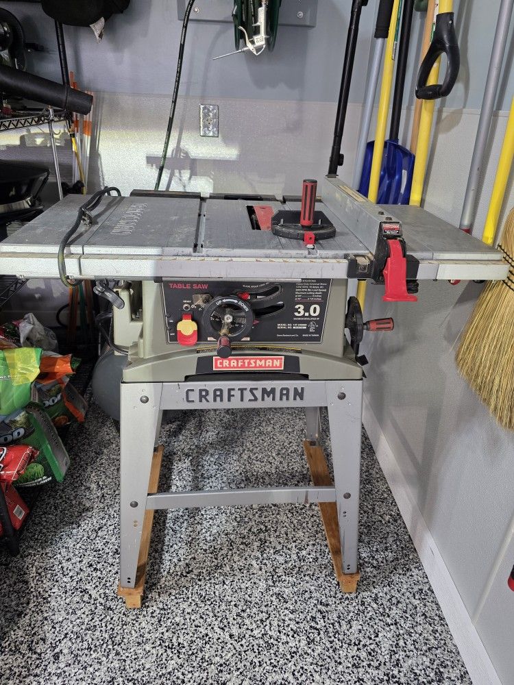 Craftsman 10in Table Saw