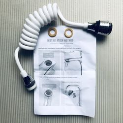 Flexible Faucet Nozzle (with adapters)