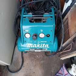 Makita Air Compressor Mac210Q