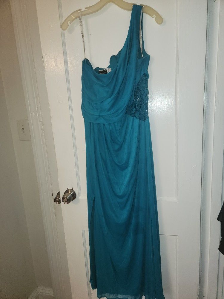 Bridesmaid Dress Teal Size 16