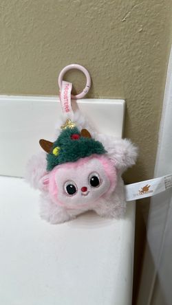Pop mart keychain Xmas 🎄 it lights on and turns off rare