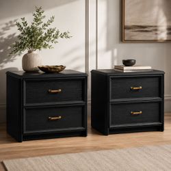 2 Nightstands
