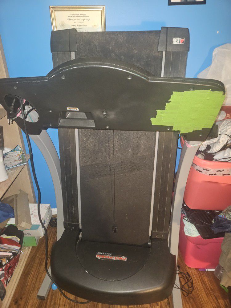 Proforma Spacesaver Treadmill