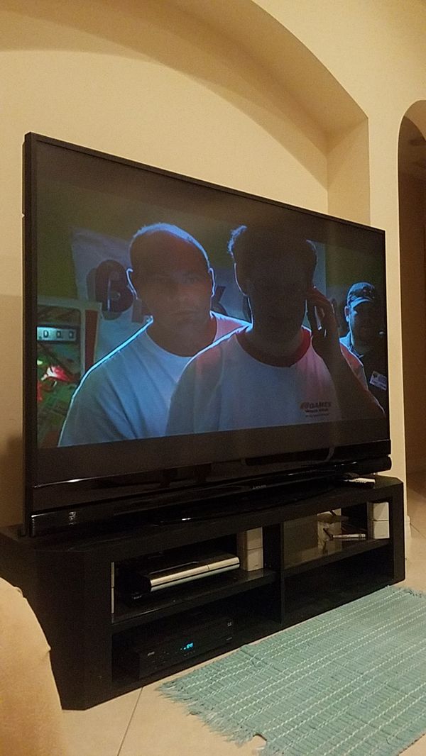 Mitsubishi 82 inch dlp tv for Sale in West Palm Beach, FL OfferUp