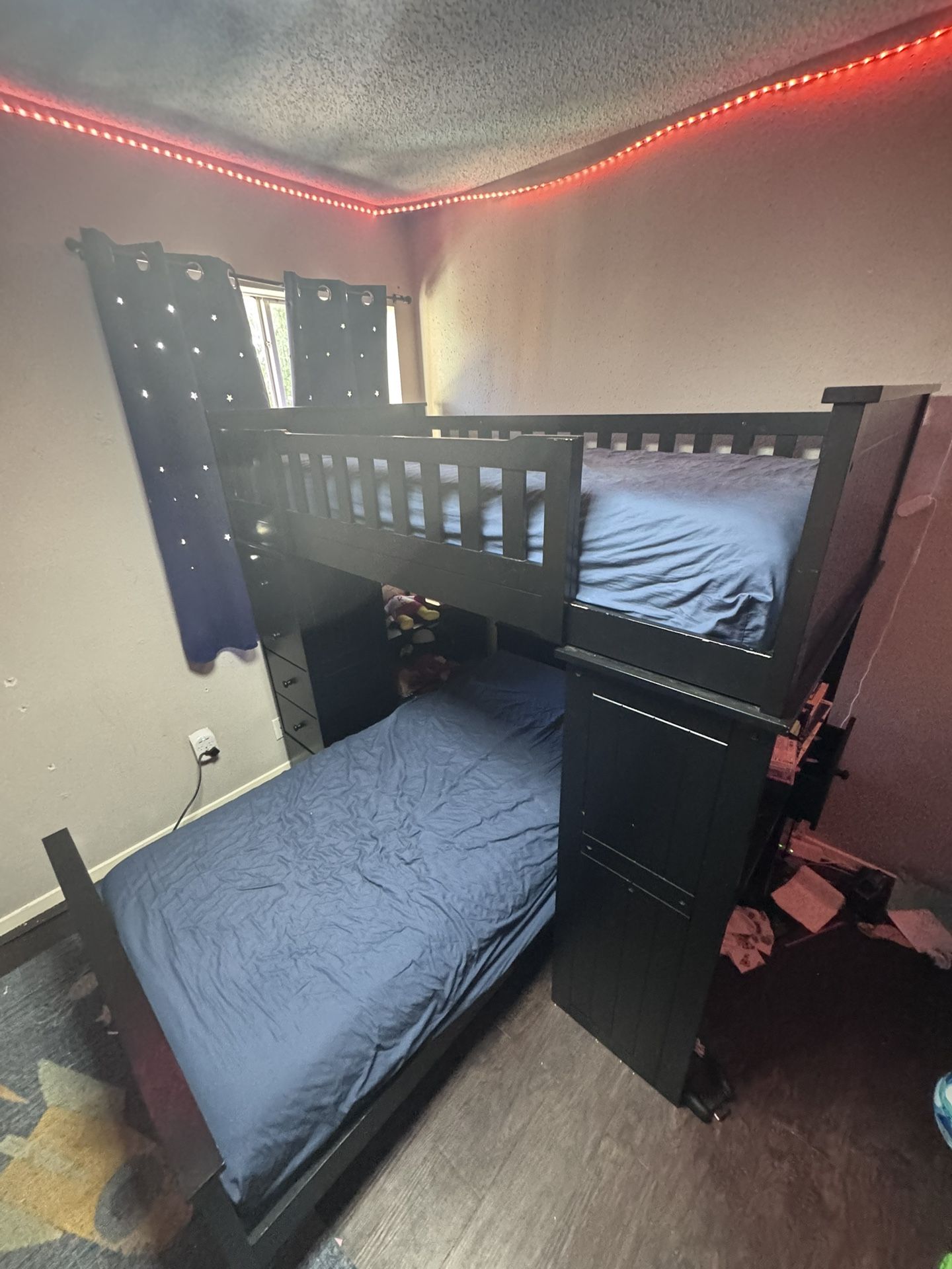 Black/Dark Brown Bunk Bed 