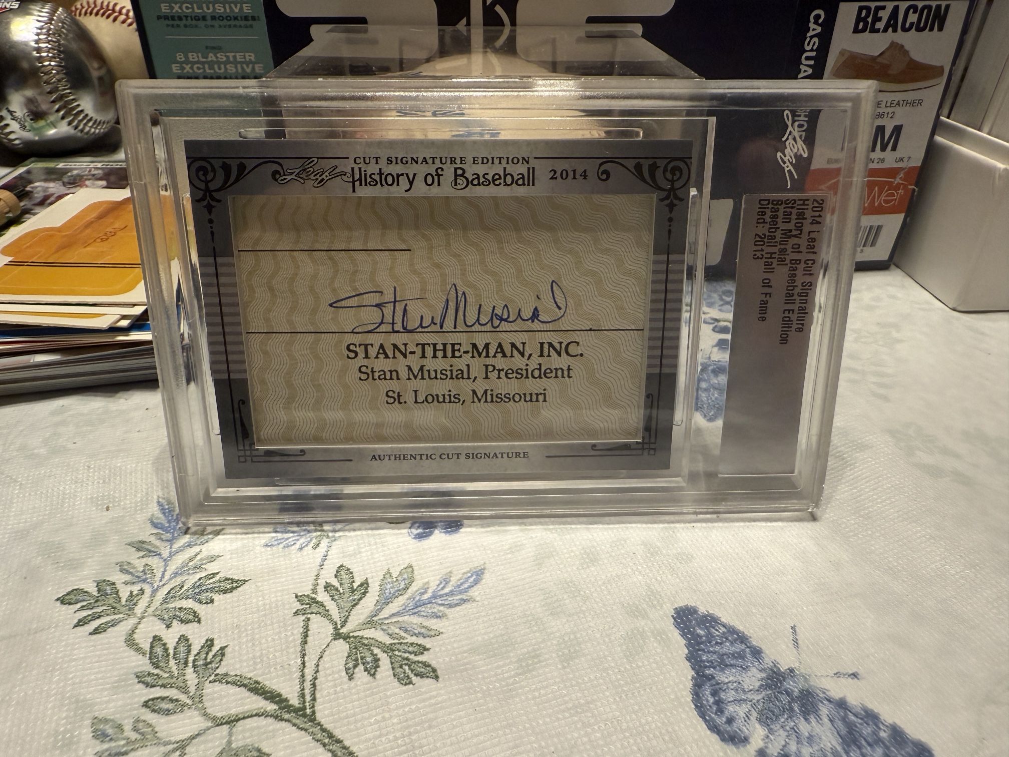 2014 Leaf cut Signature-Stan Musial