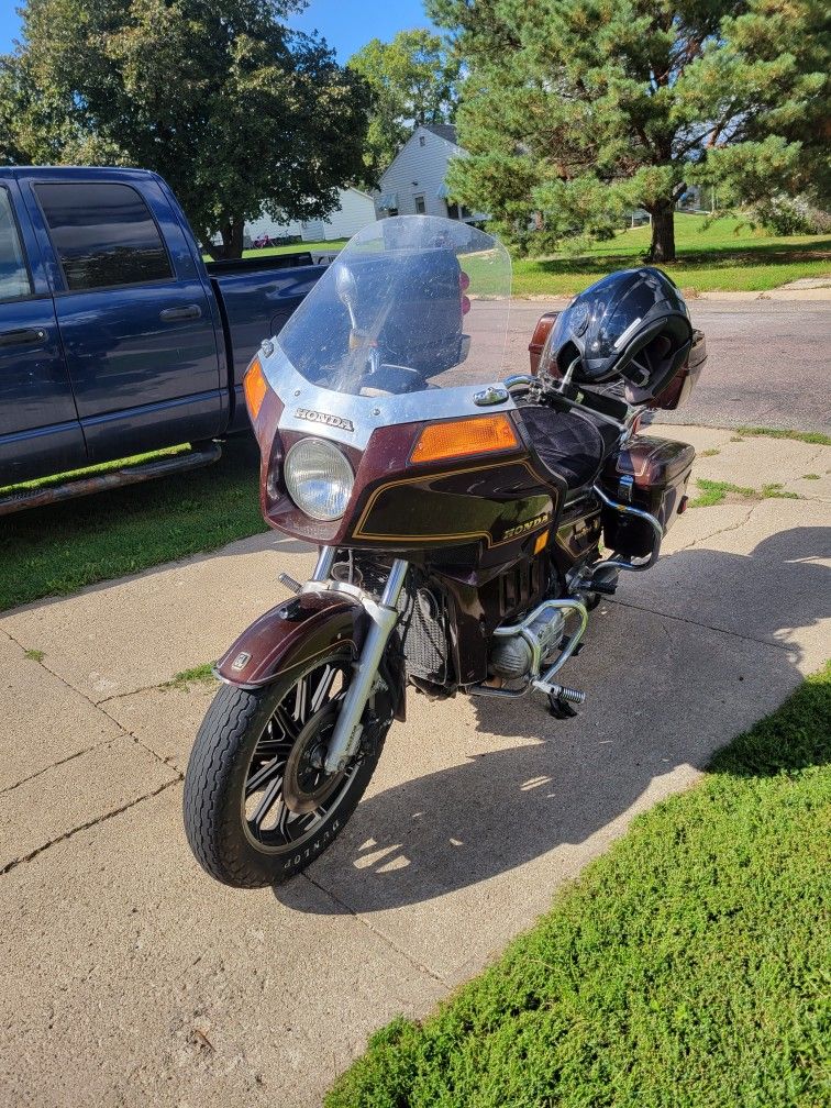 1983 Honda Goldwing international