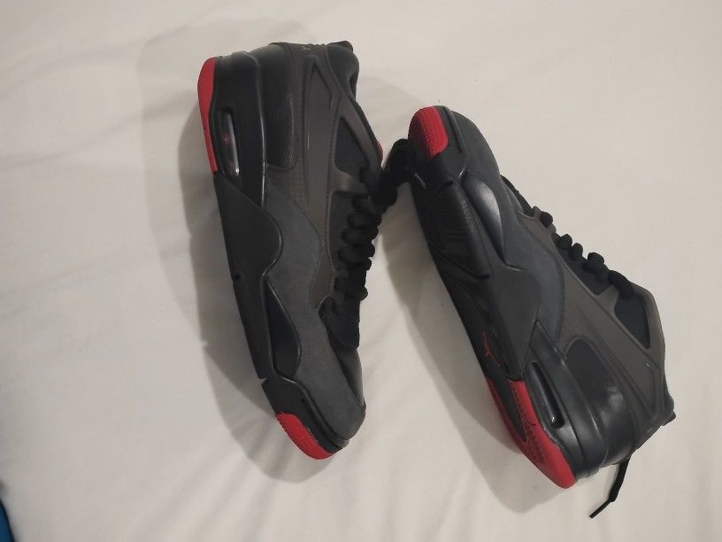 Air Jordan 4 RM 