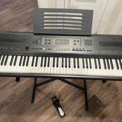 Casio WK-110 Keyboard