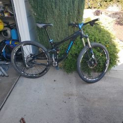 Trek Remedy 8 29er