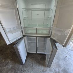 Electrolux Refrigerator 