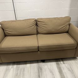Pull Out Couch- Like New