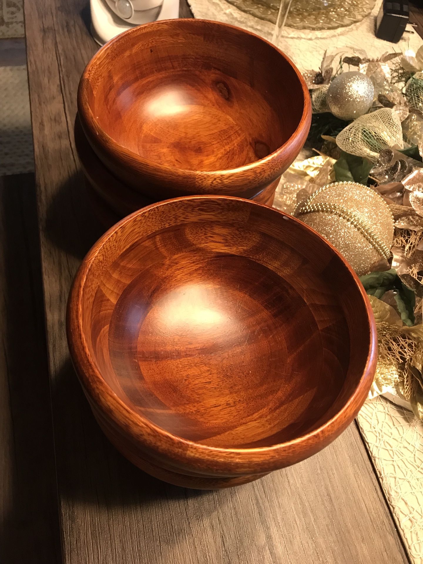 Kitchen Cabin Style Salad Or Soup Bowls