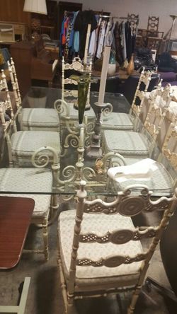 Dinning table