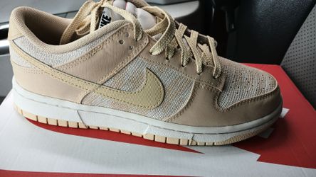 Nike Dunk women size 8, Men size 6.5 unisex
