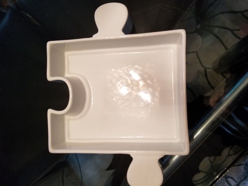 Puzzle Piece Baking Dish