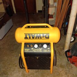 DeWalt D 55146 Air Compressor