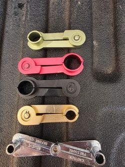 Fuel line removal tool