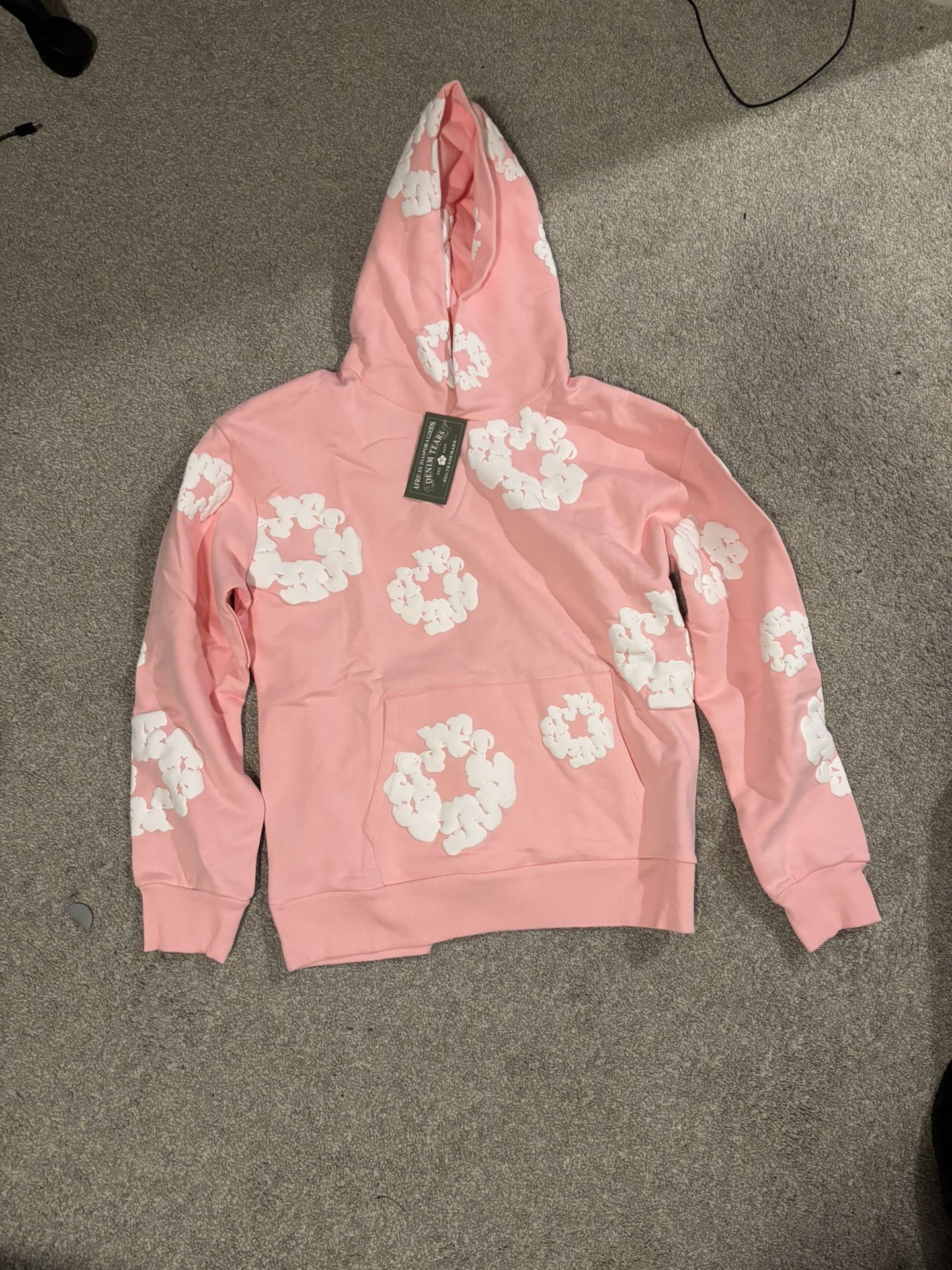Denim Tears The Cotton Wreath Sweatshirt Pink Pink denim tears hoodie, brand new, never worn, size m